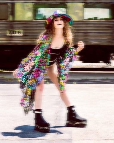 Floral Sequin Lace Bell Sleeve Kimono in Green